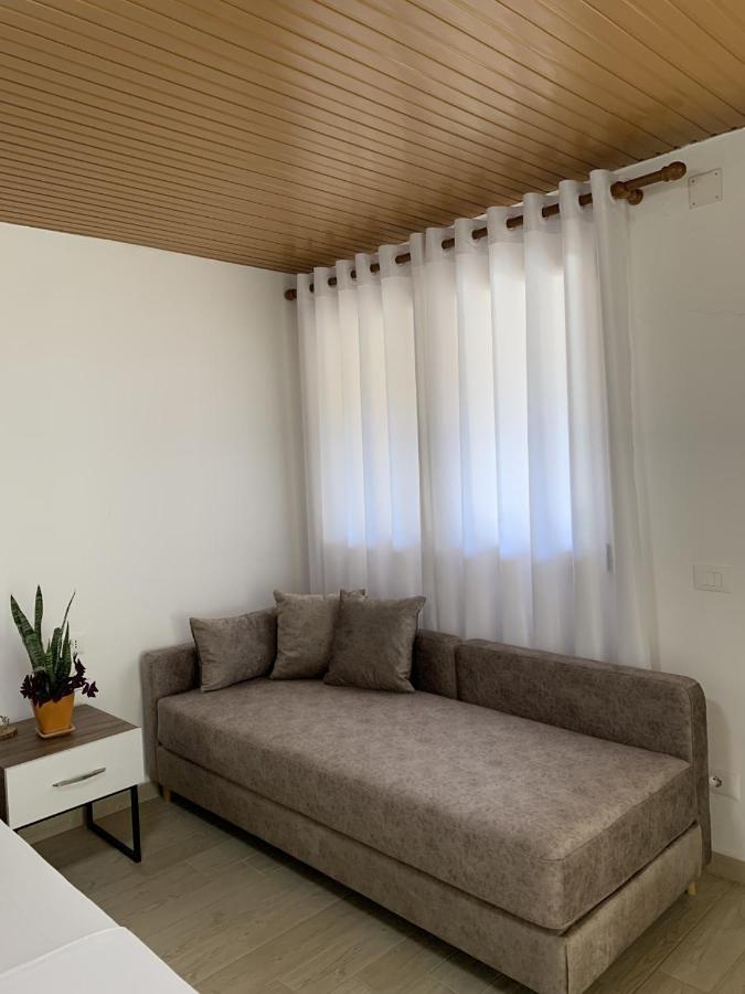 Hotel Olive House. Wlora Zewnętrze zdjęcie